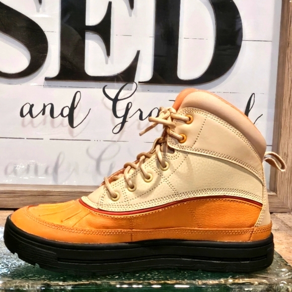 Nike ACG Woodside 2 High GS Orange, Brown Youth 5Y #524872-201 - Picture 3 of 9